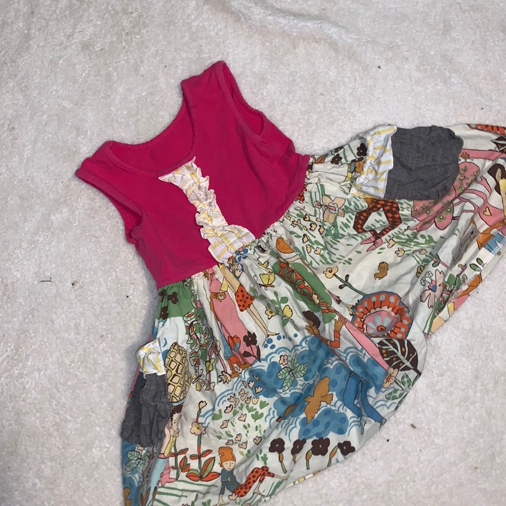 Sweet honey, girls 3T, has pockets, good condition